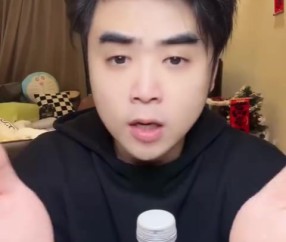 朱开爆料:NIP的问题是打野状态下滑 AD偶尔犯错!