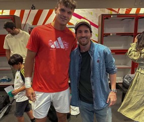 网球冠军谈赢球:因为跟梅西握手后不洗手!